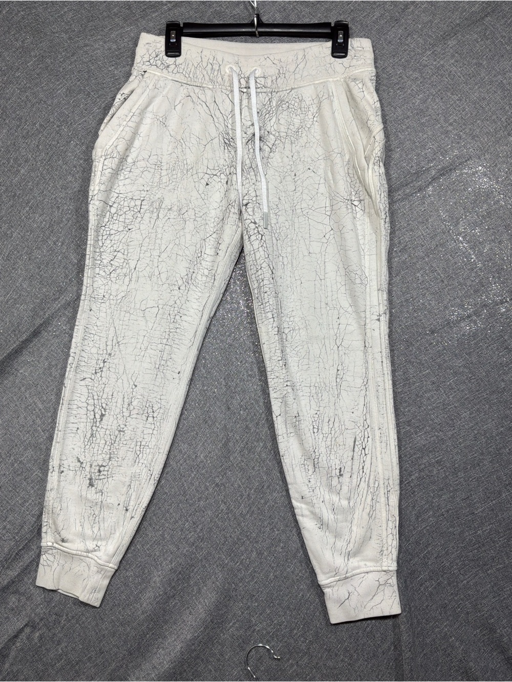 Lululemon Warm Down Jogger Mid Rise Jogger Thread Dye White Black Size Large